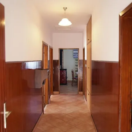 Apartments With Parking Space Vinisce, Trogir - 4276 Vinisce