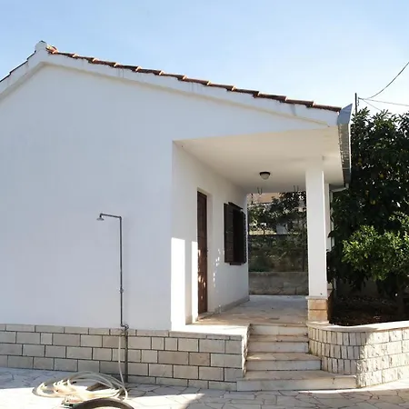 With Parking Space Vinisce, Trogir - 4276 Apartament *